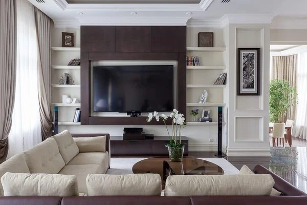 Дом в клубном поселке "Монолит"